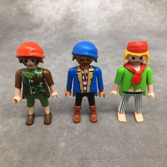 Playmobil Pirates / Bandits -2 Males & 1 Female Figure - Picture 1 of 5
